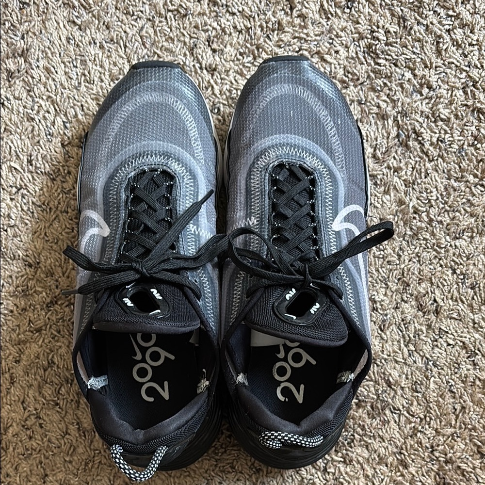 Nike AirMax - Picture 2 of 6